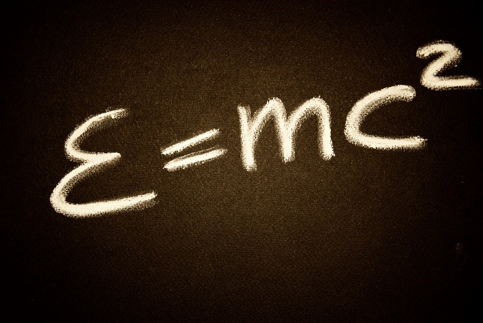 Einstein rovnica